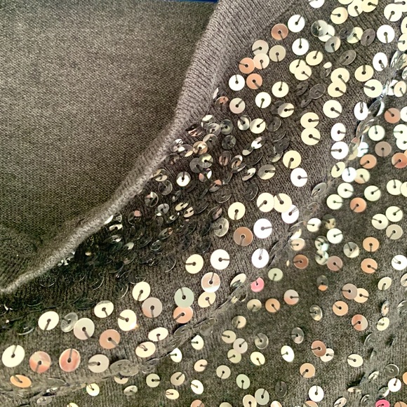 KENNETH COLE grey sequin top - Picture 5 of 7